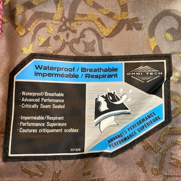 Columbia Colorblock Red Rain Waterproof Windbreaker seamseal hooded Jacket Sz L - Picture 11 of 12